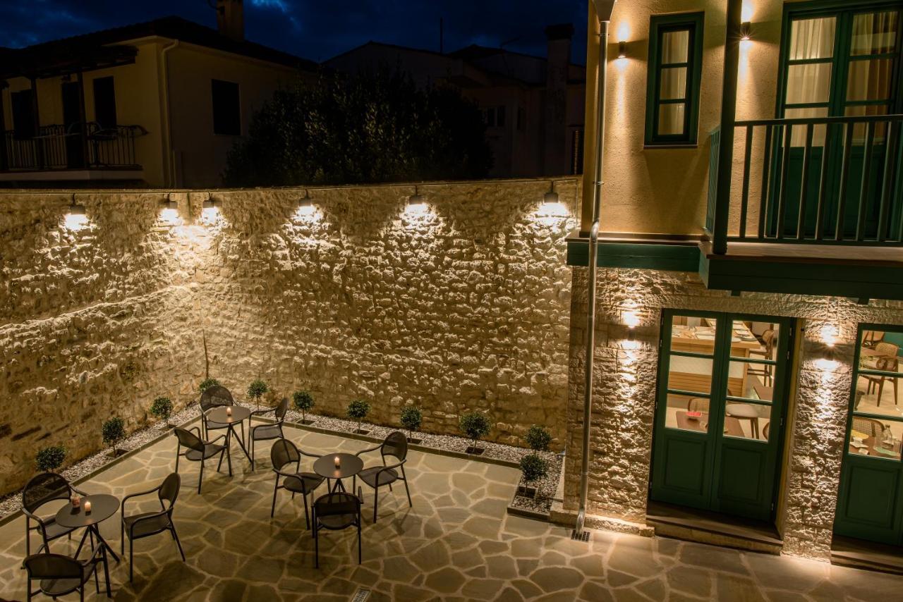 Castrello Old Town Hospitality Hotel Ioannina Ngoại thất bức ảnh
