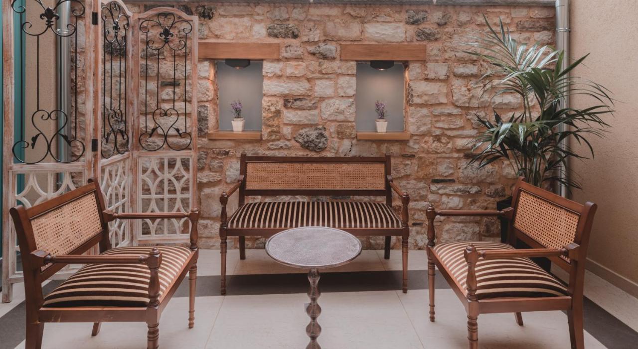 Castrello Old Town Hospitality Hotel Ioannina Ngoại thất bức ảnh